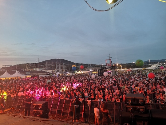 Vista del público en ediciones anteriores del Planeta Sound