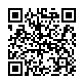 Código QR con el enlace al titular Vuelta al mundo sobre un teclado bicolor